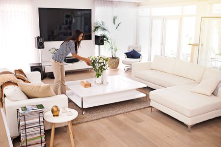 Photo of Adopt These Smart Tricks To Clean Your Living Room in the Blink of Eye